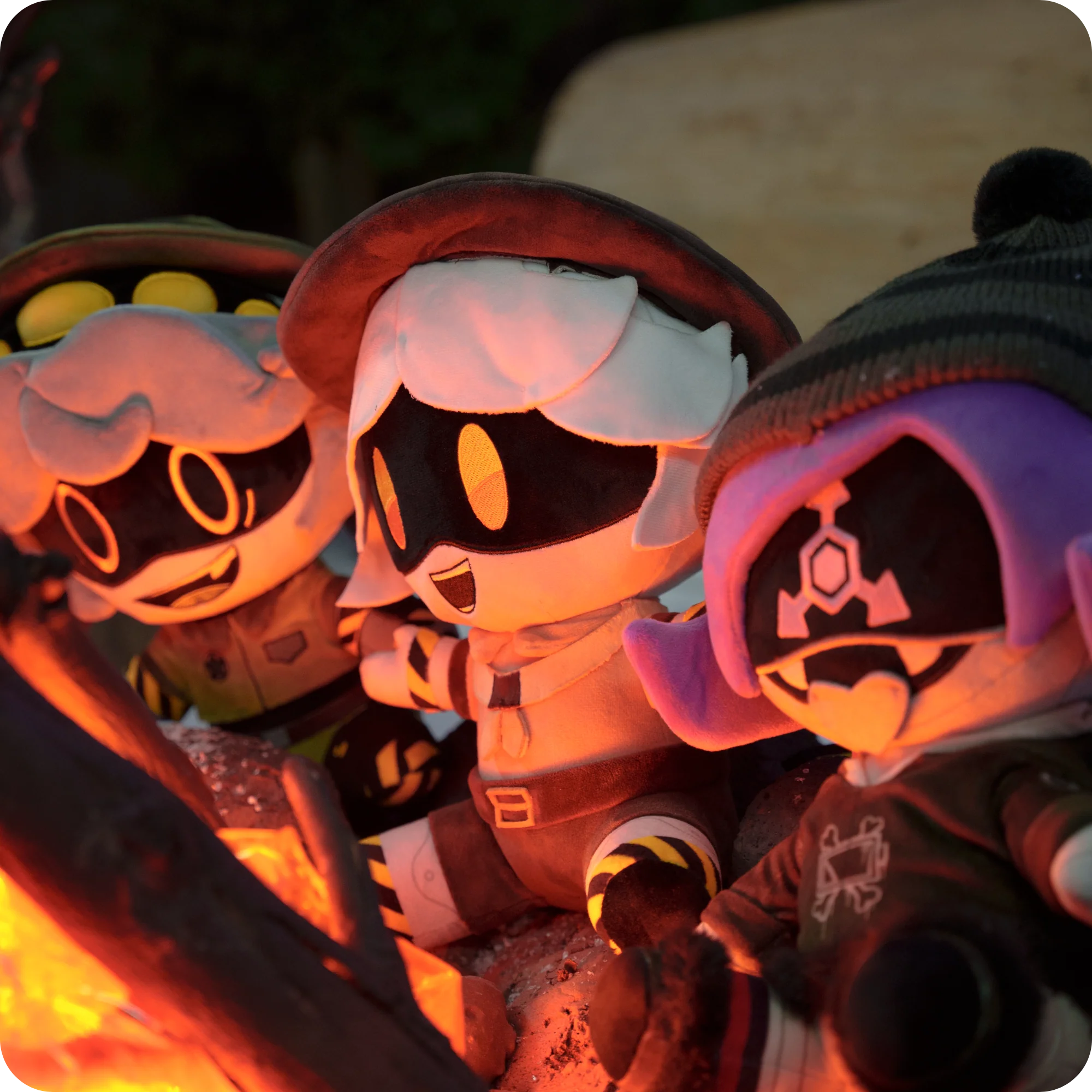 V Camping Plush - Image 7